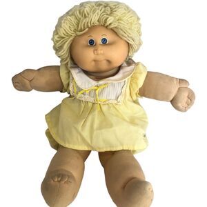 1982 Signed 1st Cabbage Patch Kid Doll Blonde Blue Eyes W/clothes Coleco HM 12
